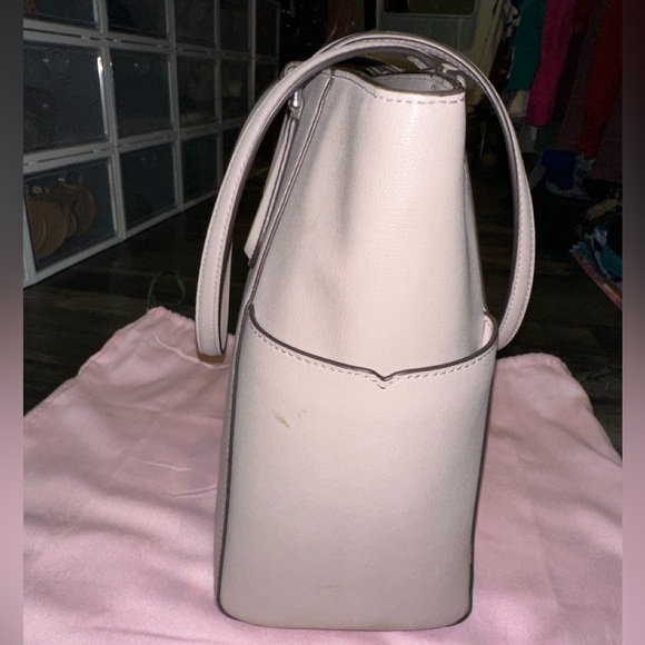 Large Kate Spade Beige Tote - Picture 2 of 15